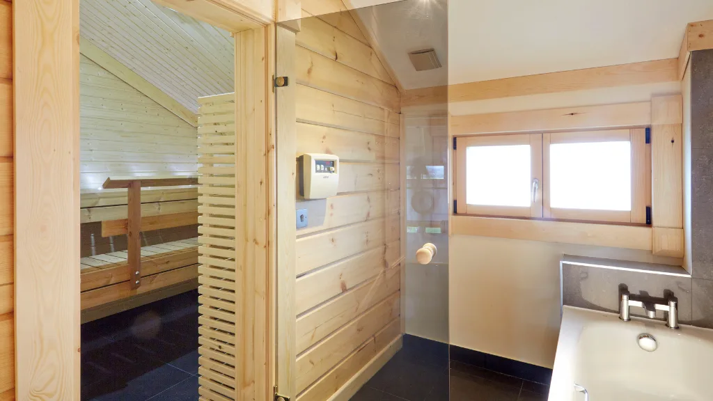 Hunter Lodges at The Celtic Manor Resort — 3