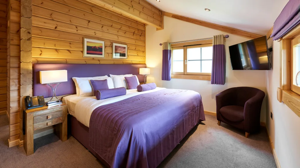Hunter Lodges at The Celtic Manor Resort — 4