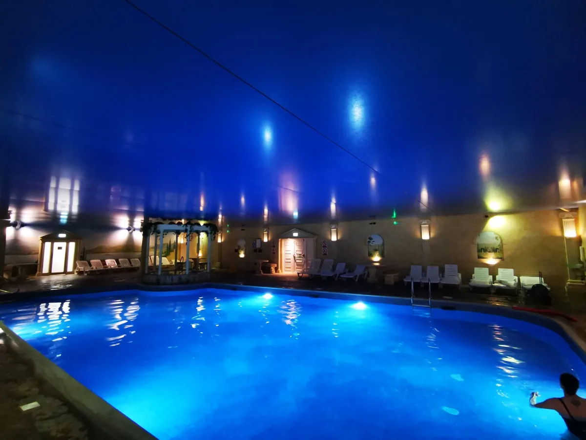 Ramada Resort by Wyndham Cwrt Bleddyn Hotel & Spa — 2