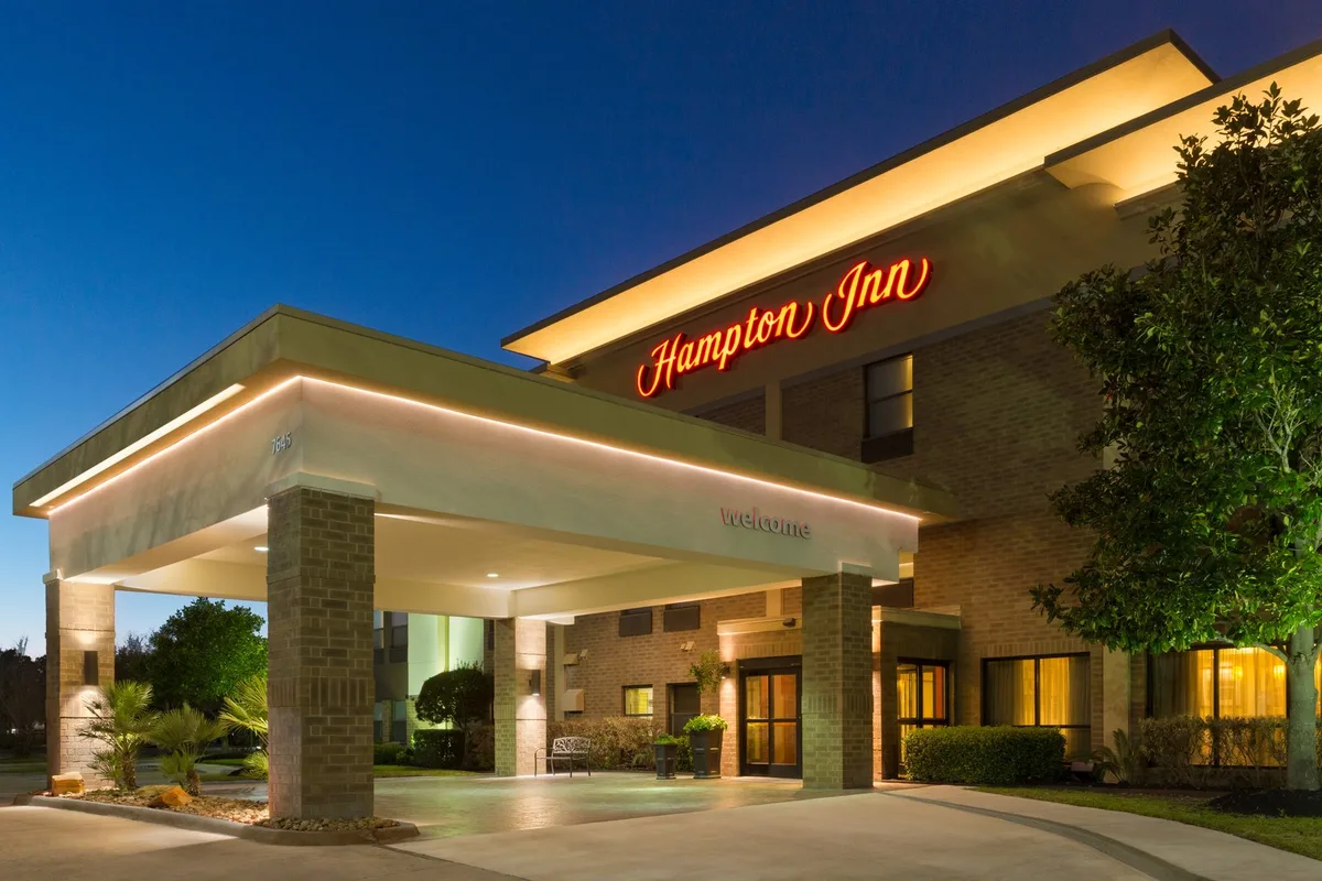 Hampton Inn Houston-Willowbrook Mall — 2