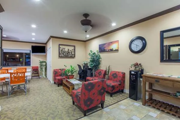 Platinum Inn Willowbrook — 3