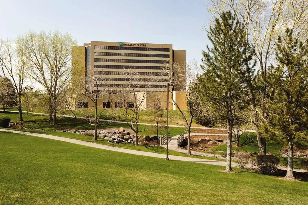 Embassy Suites by Hilton Denver Tech Center — 4