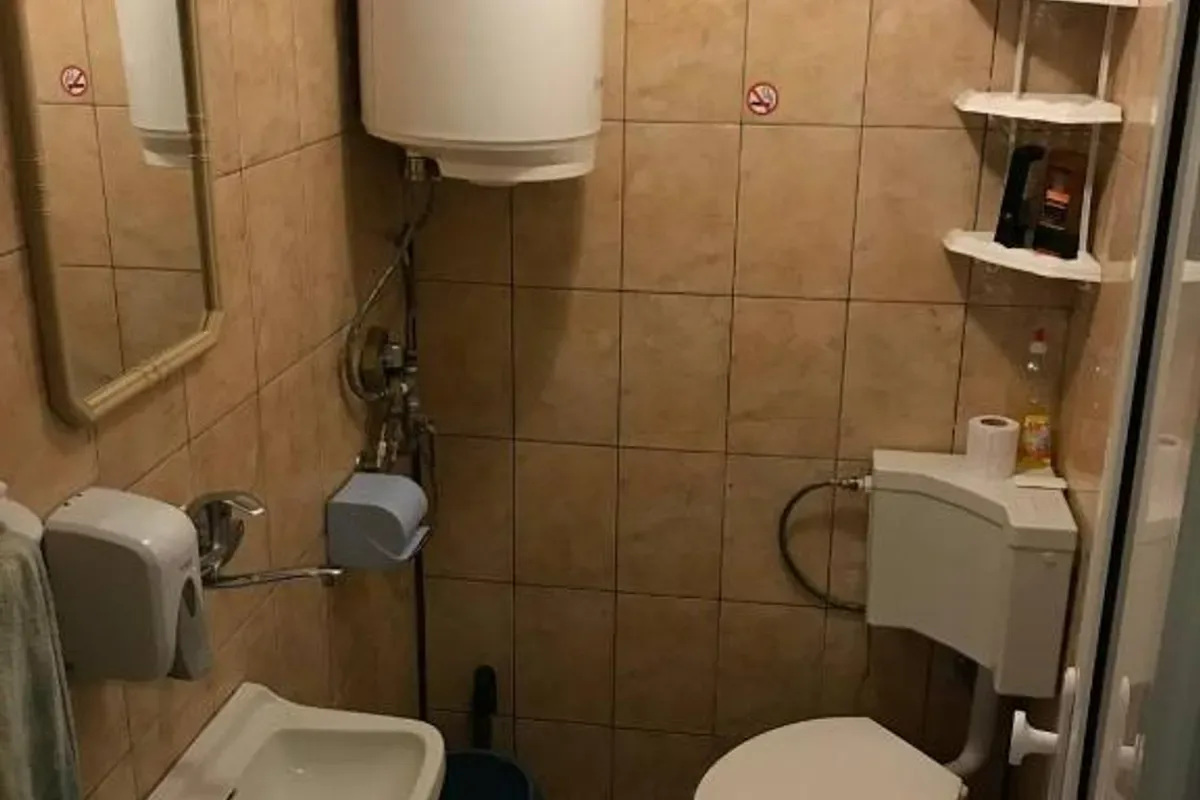 10 Coins Hostel & tours photo 3
