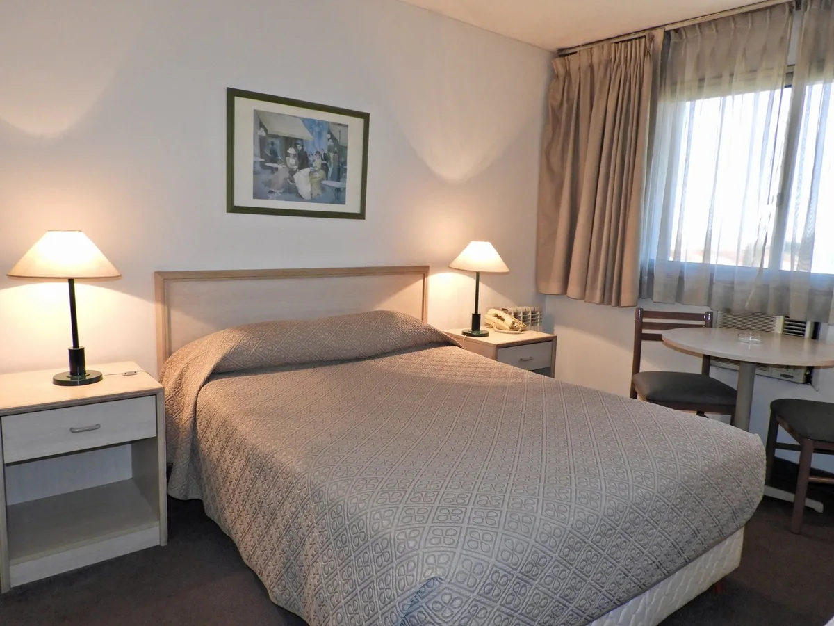 Hotel Tres Cruces photo 2