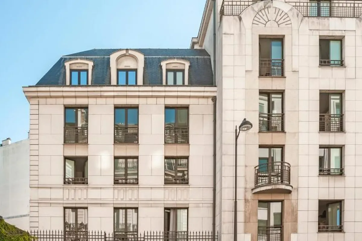 Adveniat Paris