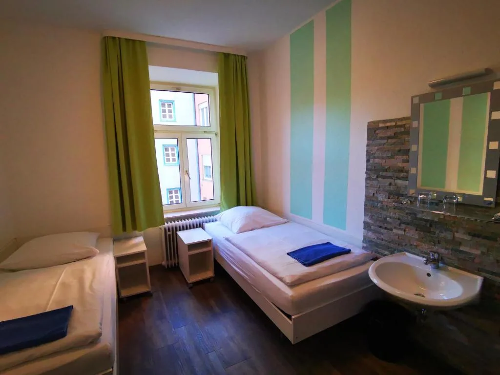 City Hostel photo 2