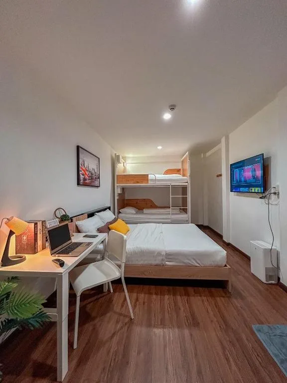 Click Hostel