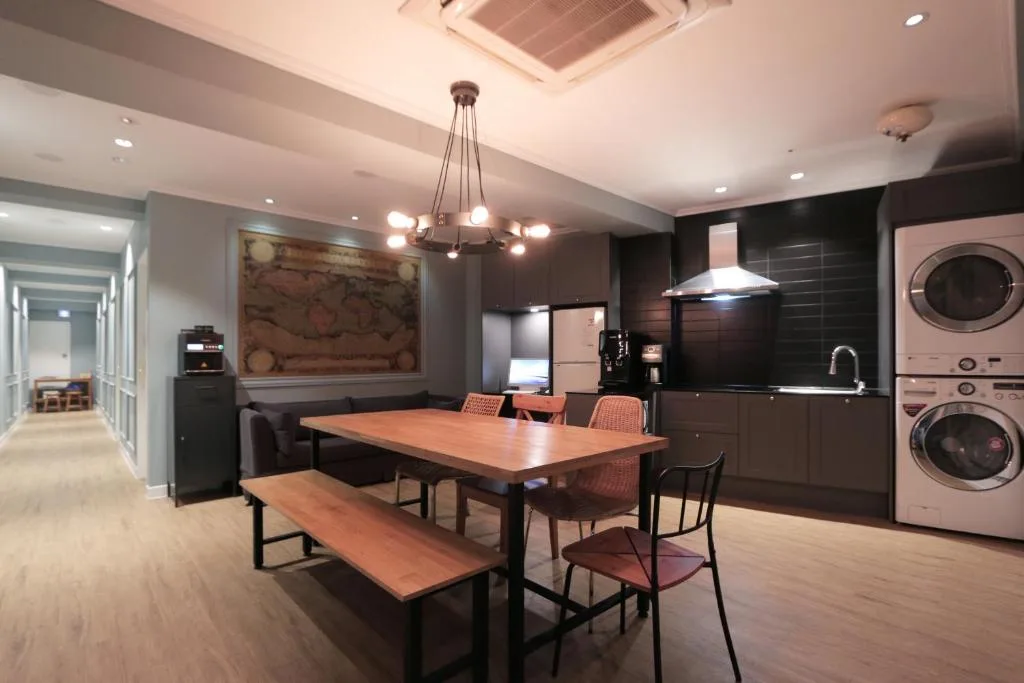 Blueboat Hostel Haeundae photo 2