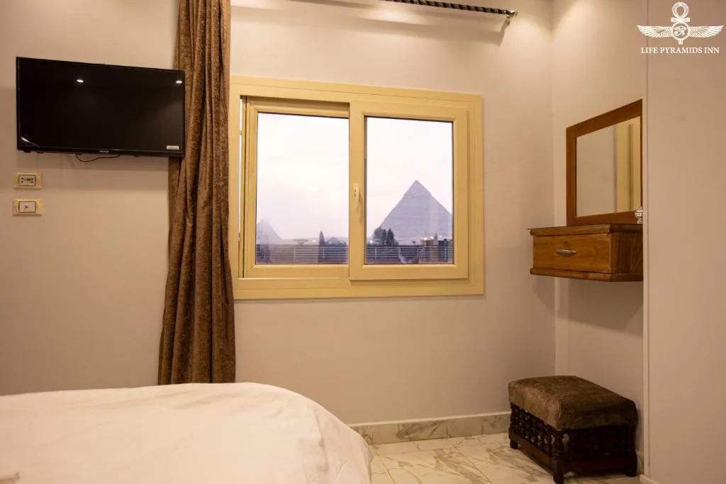 Life Pyramids Inn photo 3