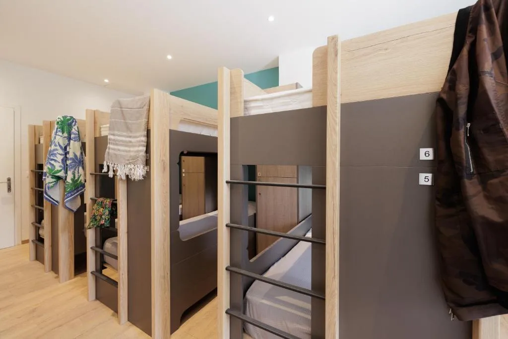 Local Hostel & Suites photo 2