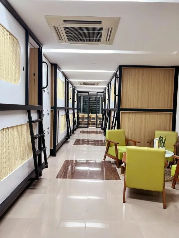Hanoi Railway Capsule Hostel