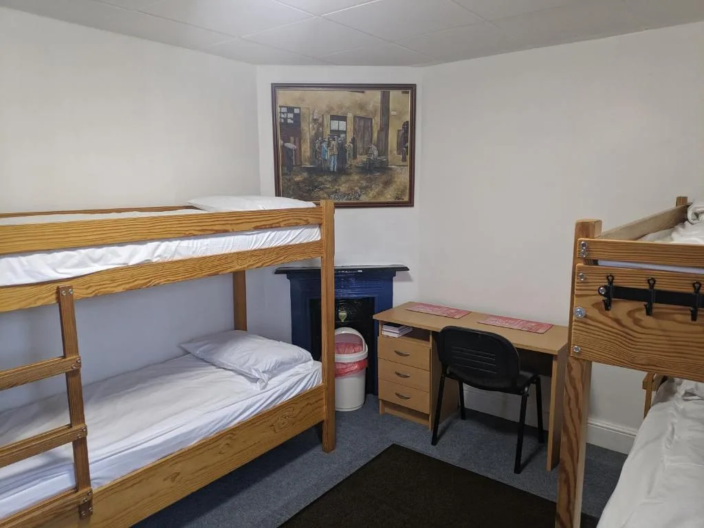 HARLOW INTERNATIONAL HOSTEL photo 2