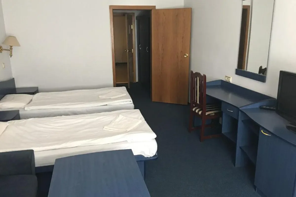 Hostel Elena