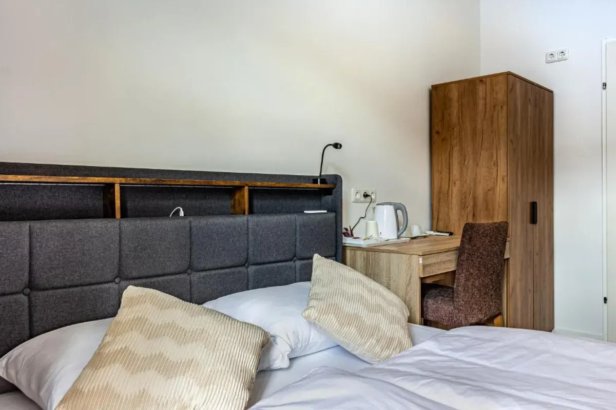 Hotel Central Linz photo 2