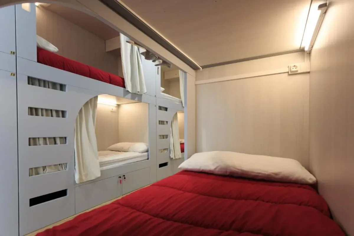 Albergue de Pamplona-Iruñako photo 2