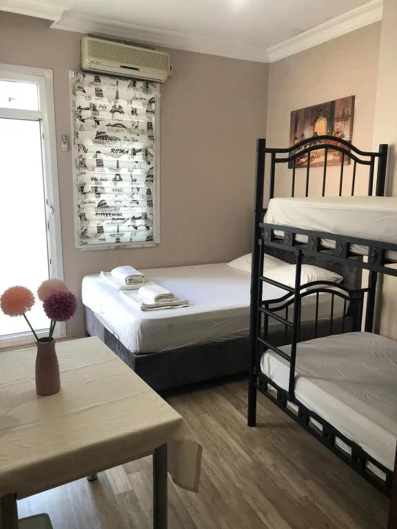 Theodora Hostel photo 2