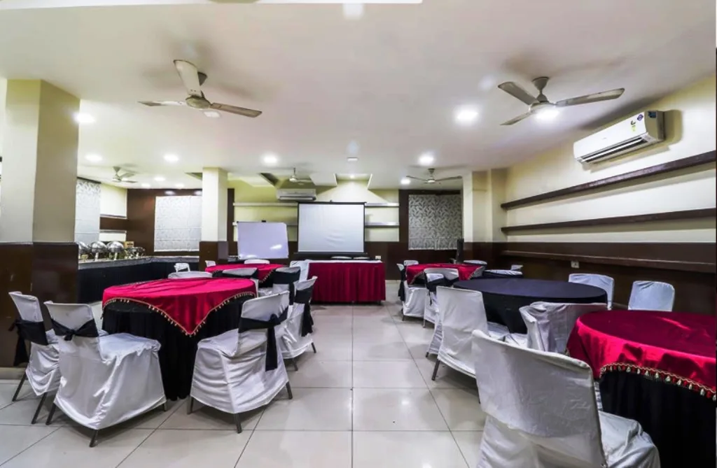 Hotel Mandakini PLaza photo 3