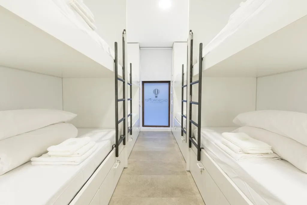 GLOBETROTTER HOSTEL, by Albany photo 2