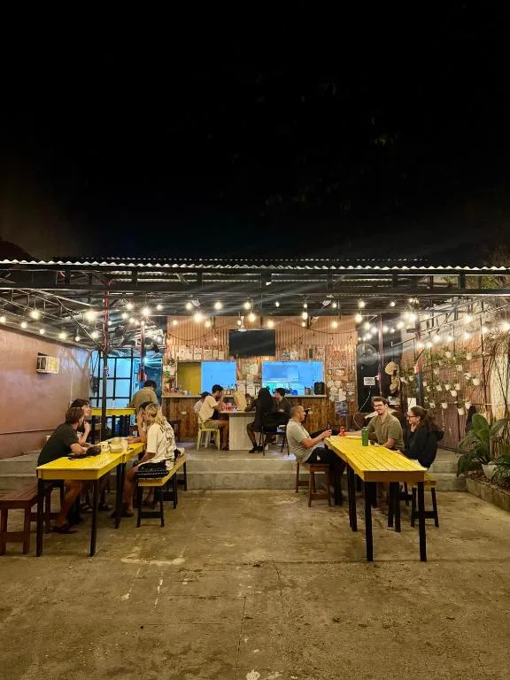 Cheese Hostel Manila photo 4