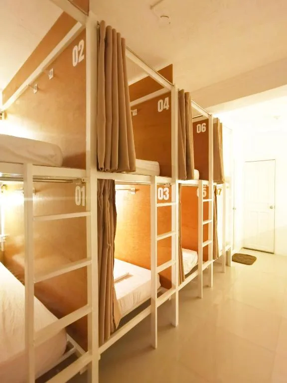 NomadsMNL Airport Hostel