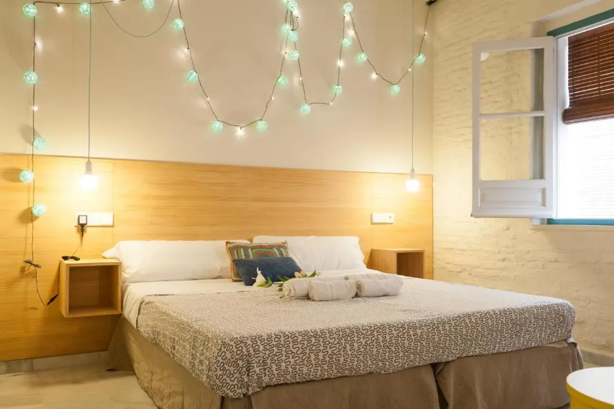 The Nomad Hostel & Pension photo 2