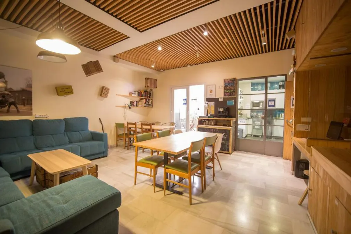 The Nomad Hostel & Pension photo 4