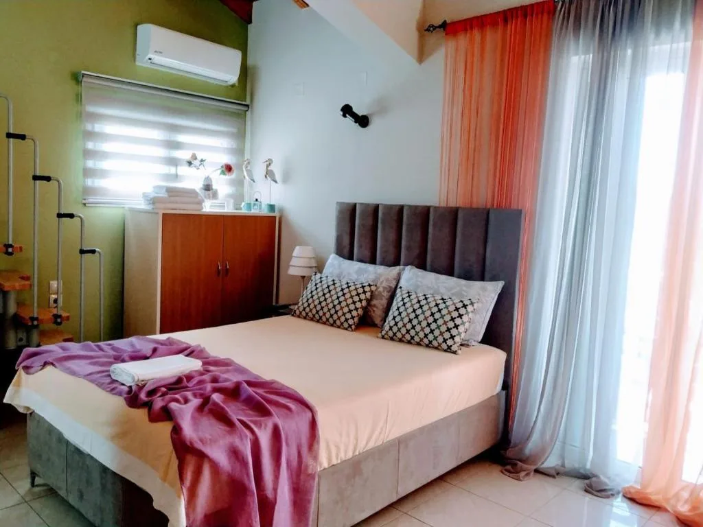 Vacations in Patra Studios photo 2