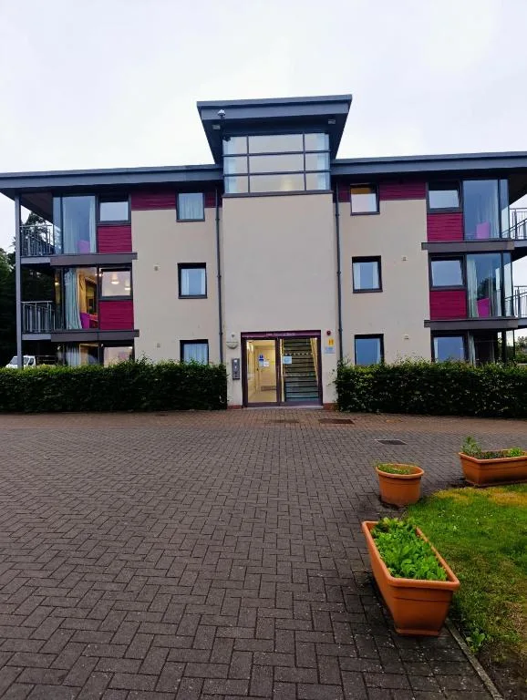 Perth Youth Hostel and Apartments