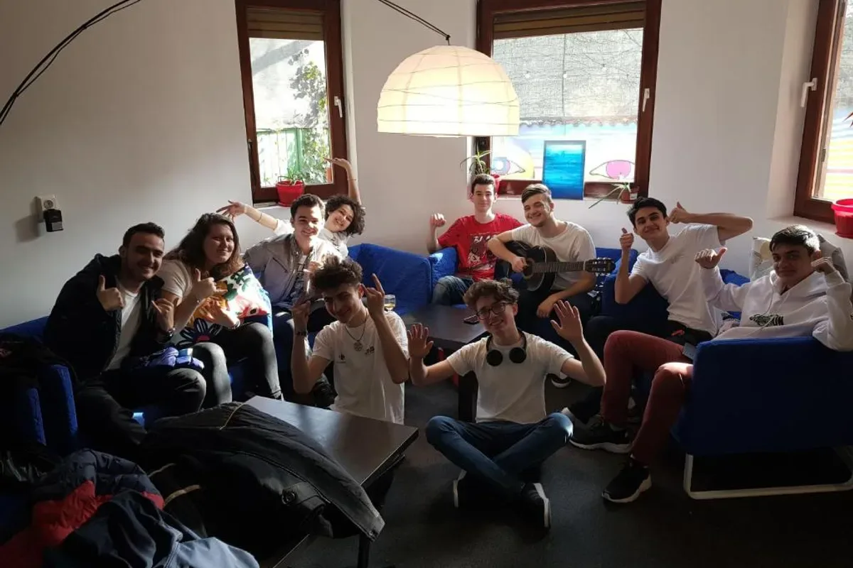 Popcorn Hostel