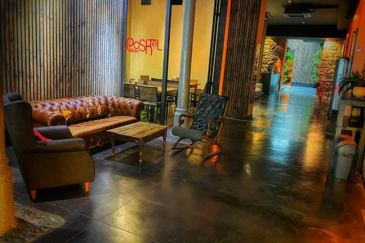 Poshtel Bilbao - Premium Hostel
