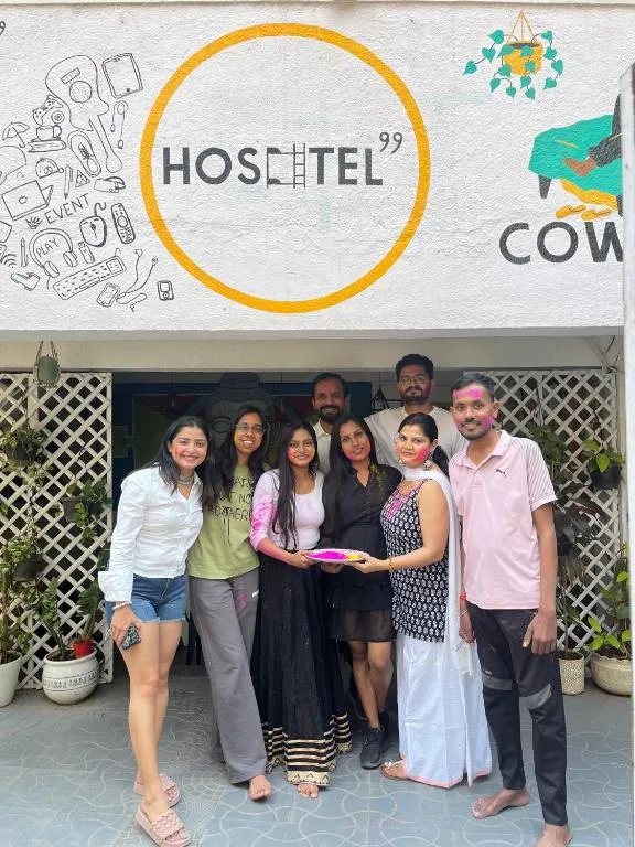HOSHTEL99 - PRIME - Stay, Cowork & Connect