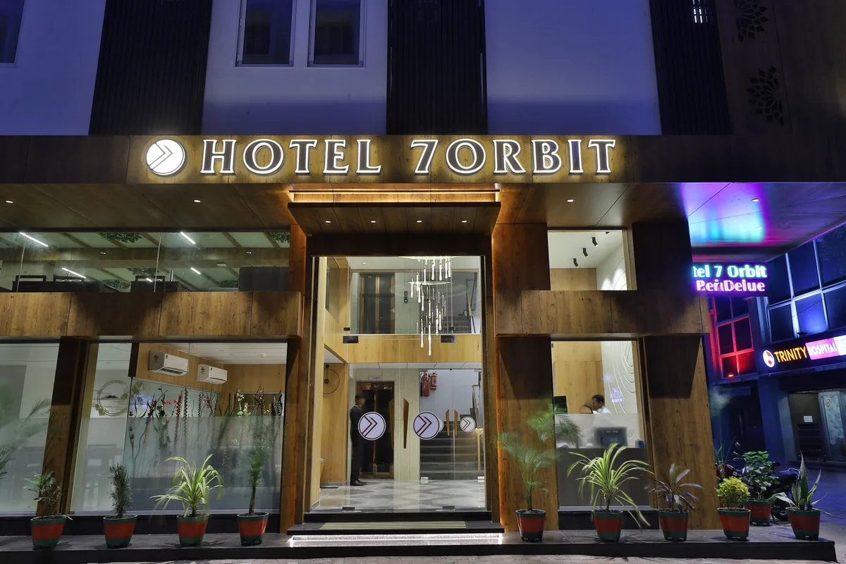 Hotel 7orbit