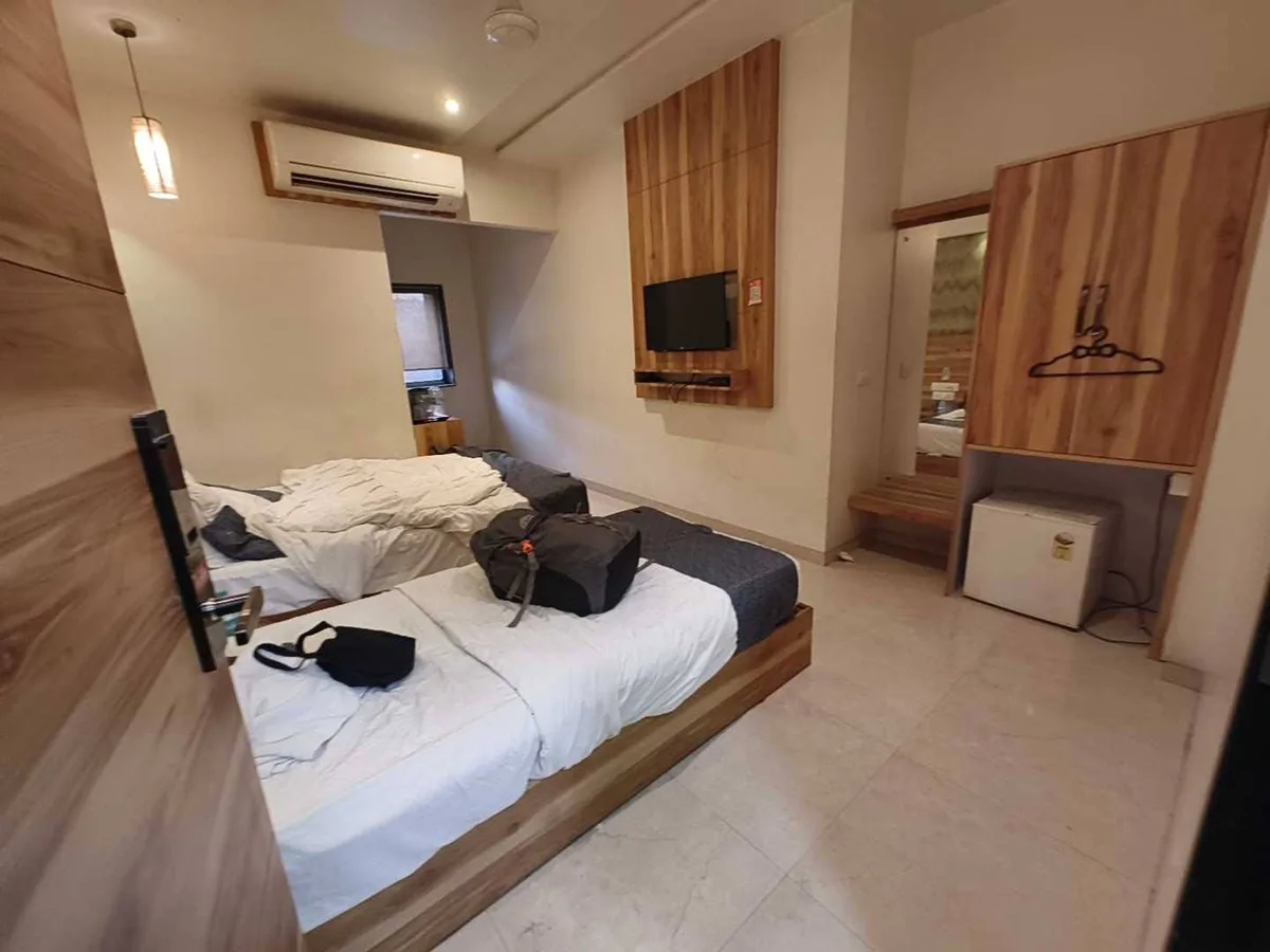 Hotel Amisha International photo 1