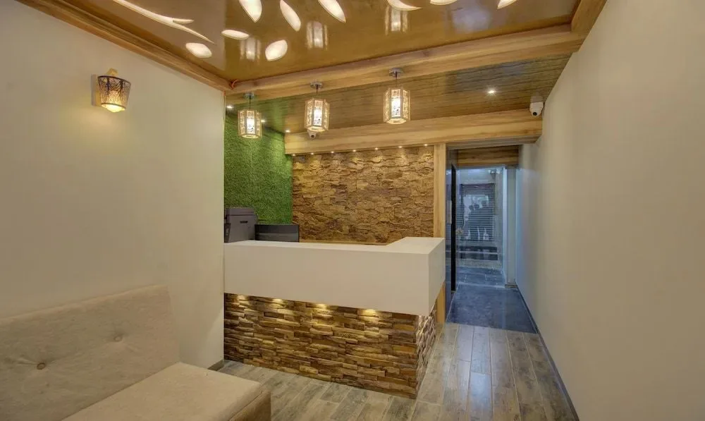 Hotel Amisha International photo 3
