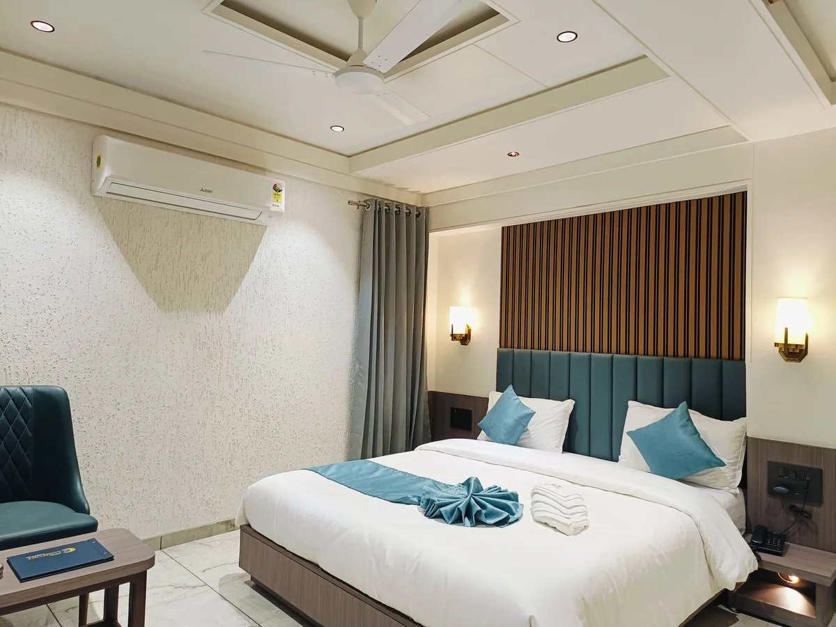 Hotel Comfort, Surat photo 1