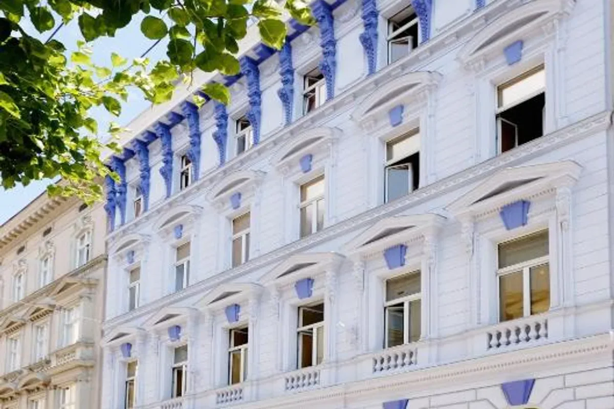 Westend City Hostel