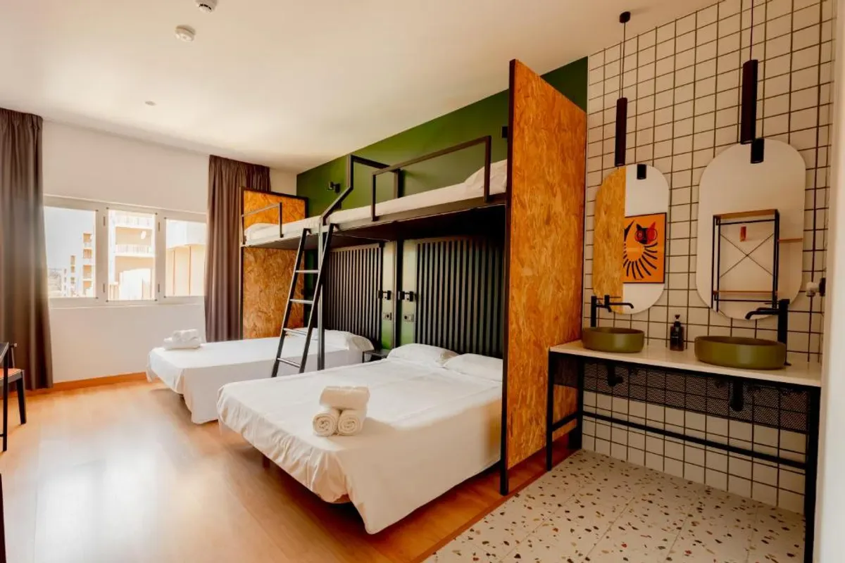 Wonder Hostel photo 2
