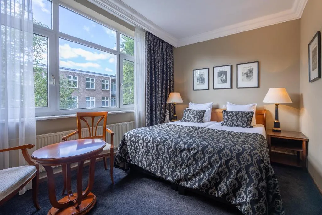 Apollofirst Boutique Hotel — 2