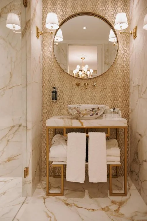 Hotel Estheréa — 3