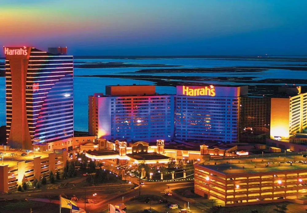 Harrah's Resort Atlantic City by Suiteness — 1