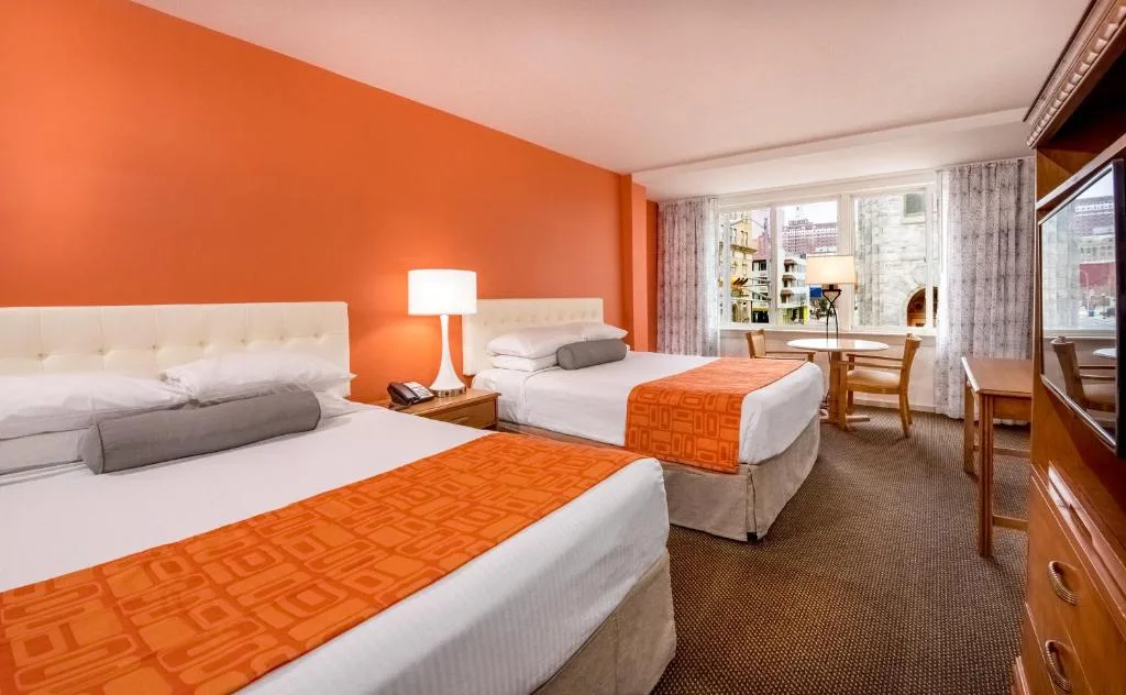 Howard Johnson by Wyndham Atlantic City — 2