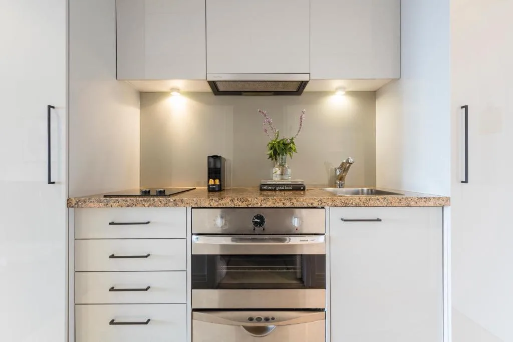 Avani Metropolis Auckland Residences — 3
