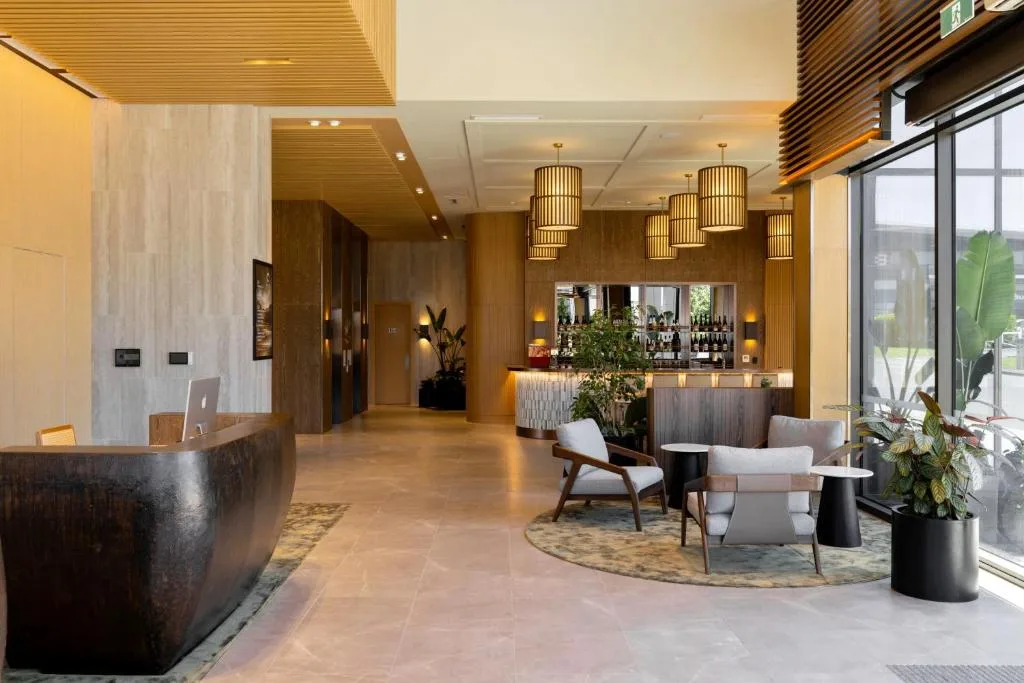 Maxim Hotel - Auckland — 1