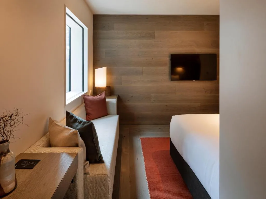 The Hotel Britomart — 3