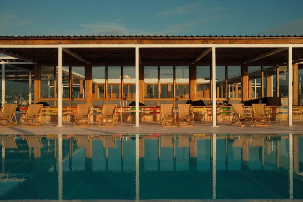 Rooms Hotel Batumi — 3