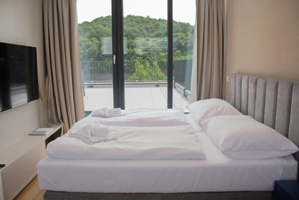 Gardinn Apartments - Hotel Service and Free Parking — 3