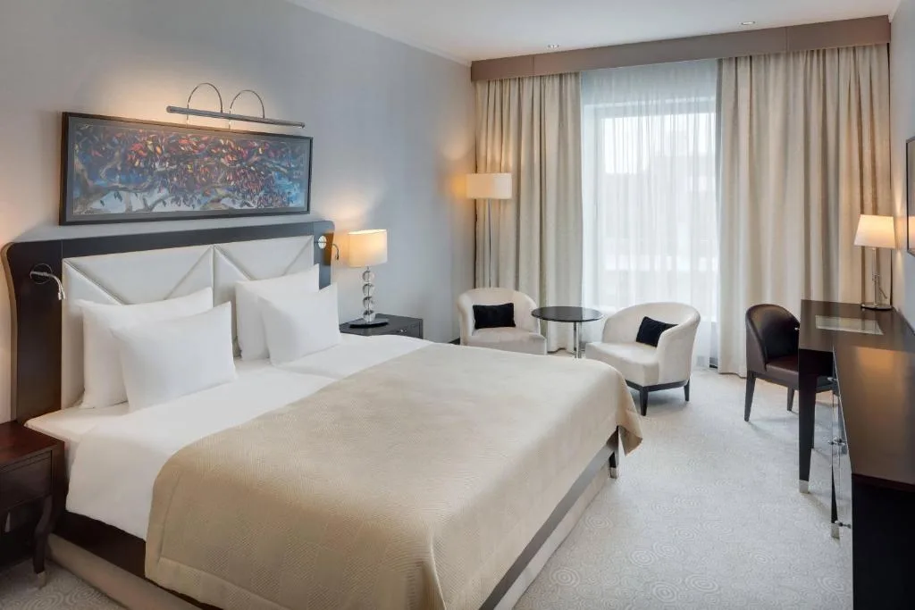 Grand Hotel River Park, a Luxury Collection Hotel, Bratislava — 3