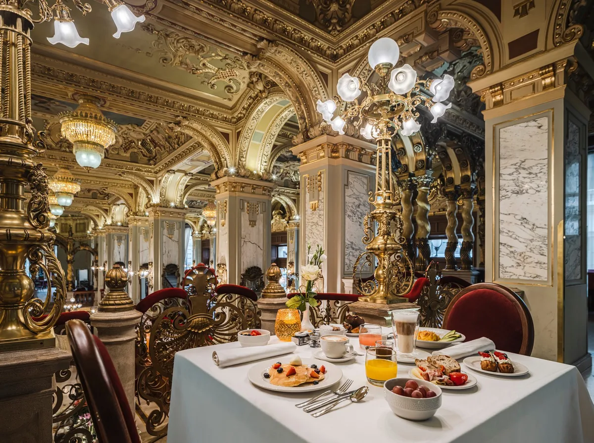Anantara New York Palace Budapest Hotel — 5