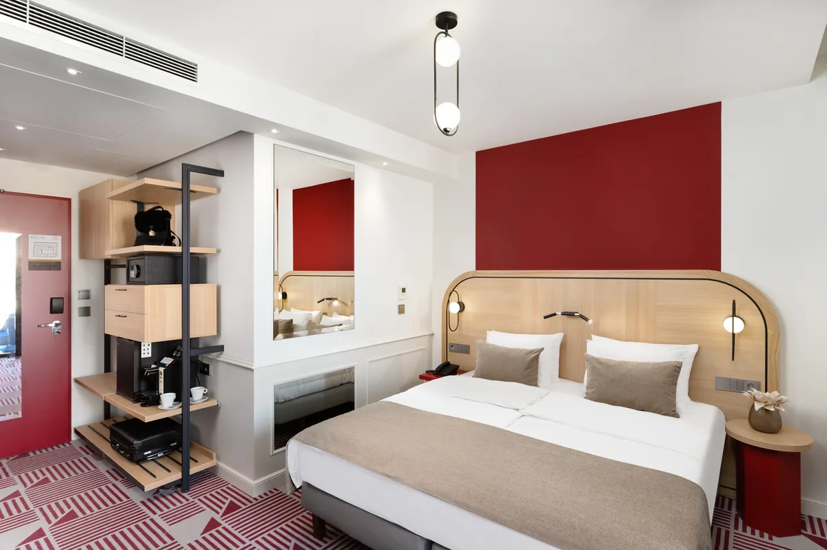 Hotel Oktogon Haggenmacher by Continental Group — 4