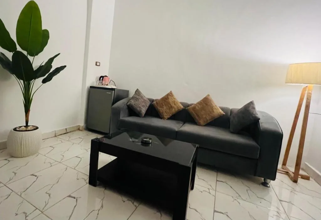 Neat & Modern Studio 2Mins Pyramids - Royal desert Inn — 2